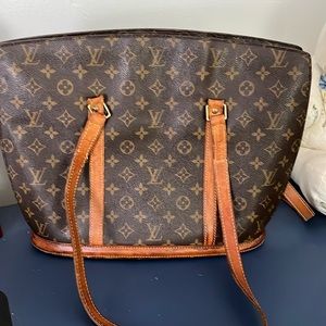 Louis Vuitton purse